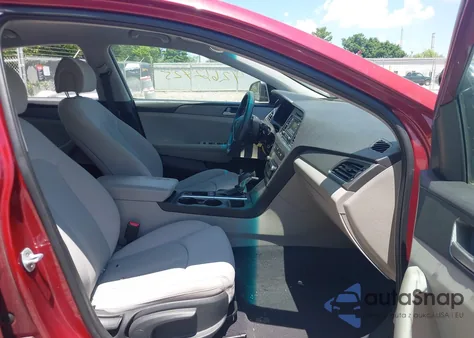 2016 Hyundai Sonata из США, поврежденный, VIN 5NPE24AF0GH392100